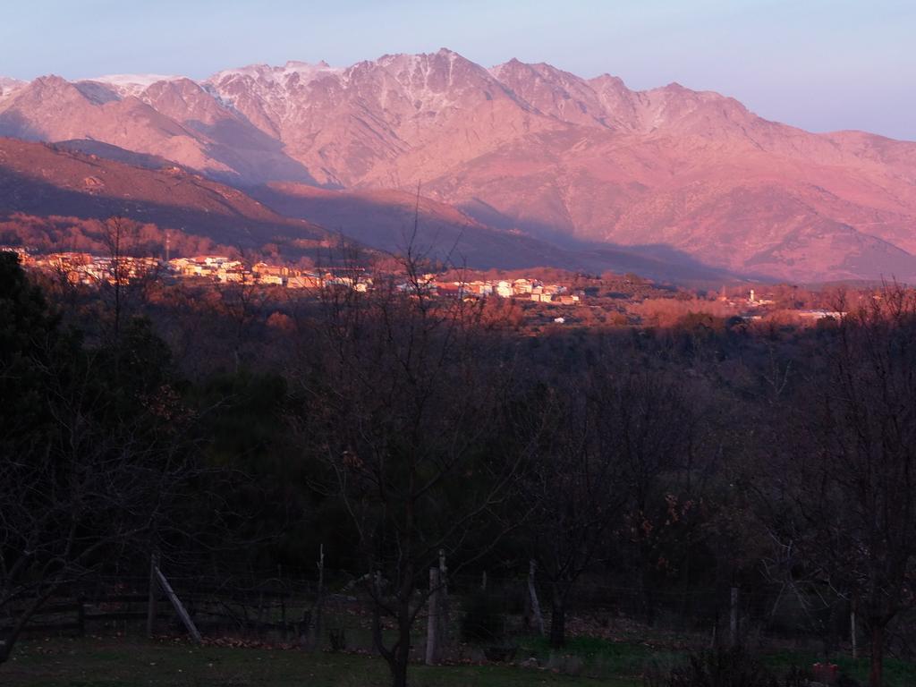 Apartamentos Rurales Ecopangea Valverde de la Vera Esterno foto