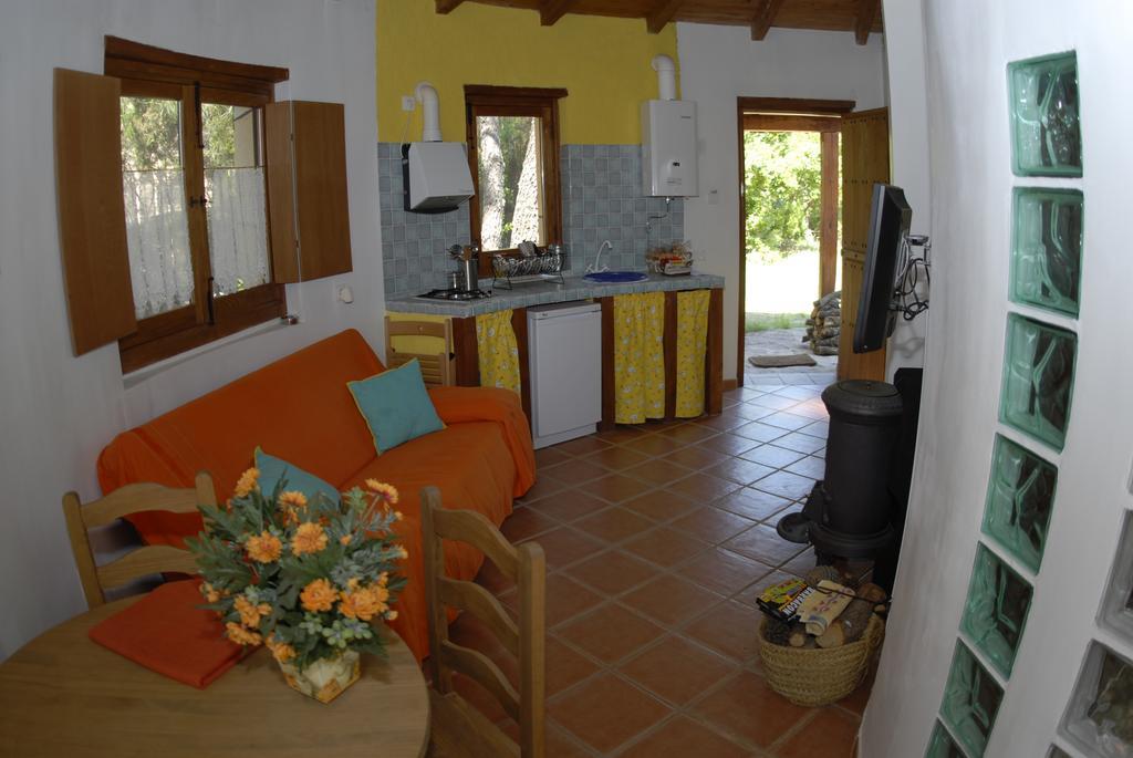 Apartamentos Rurales Ecopangea Valverde de la Vera Esterno foto